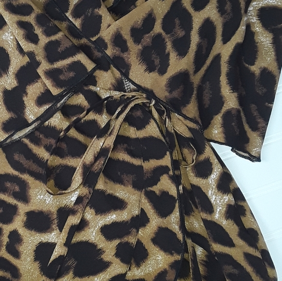 Dress - Picture 5 of 8